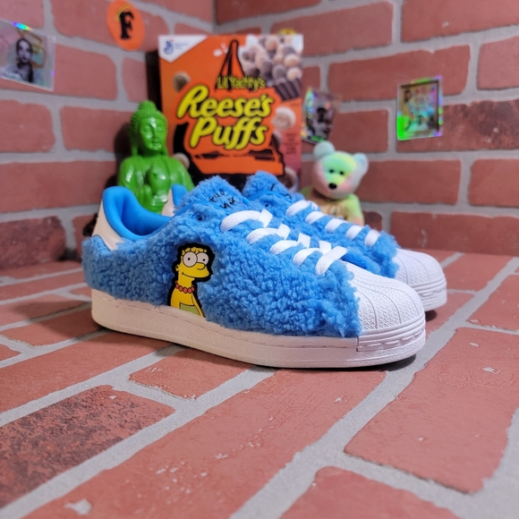The Simpsons X Adidas Superstar Marge Simpson - Picture 9 of 9